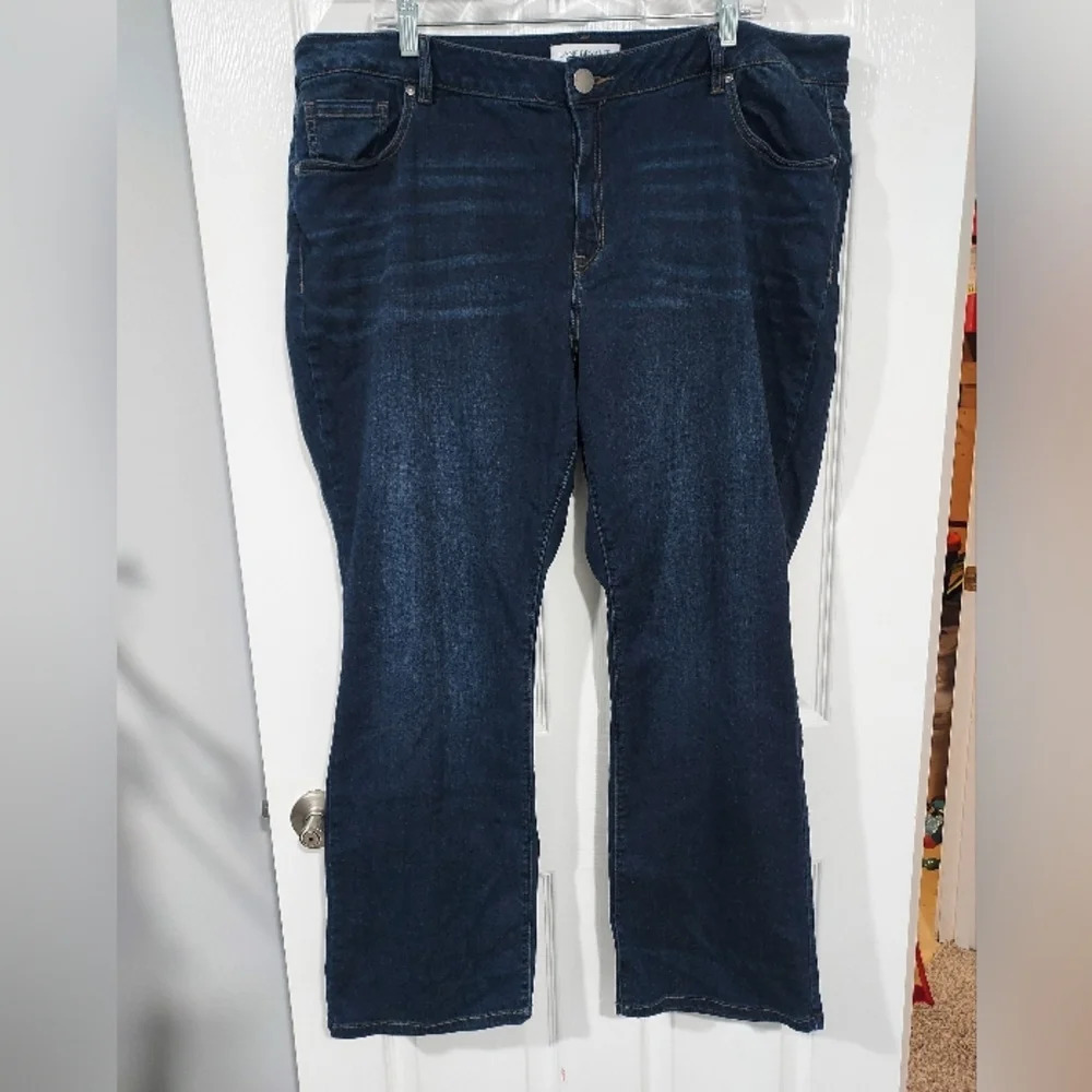 Lane Bryant Dark Wash Mid Rise Super Stretch Bootcut Jeans in Size 24 S (Short)
